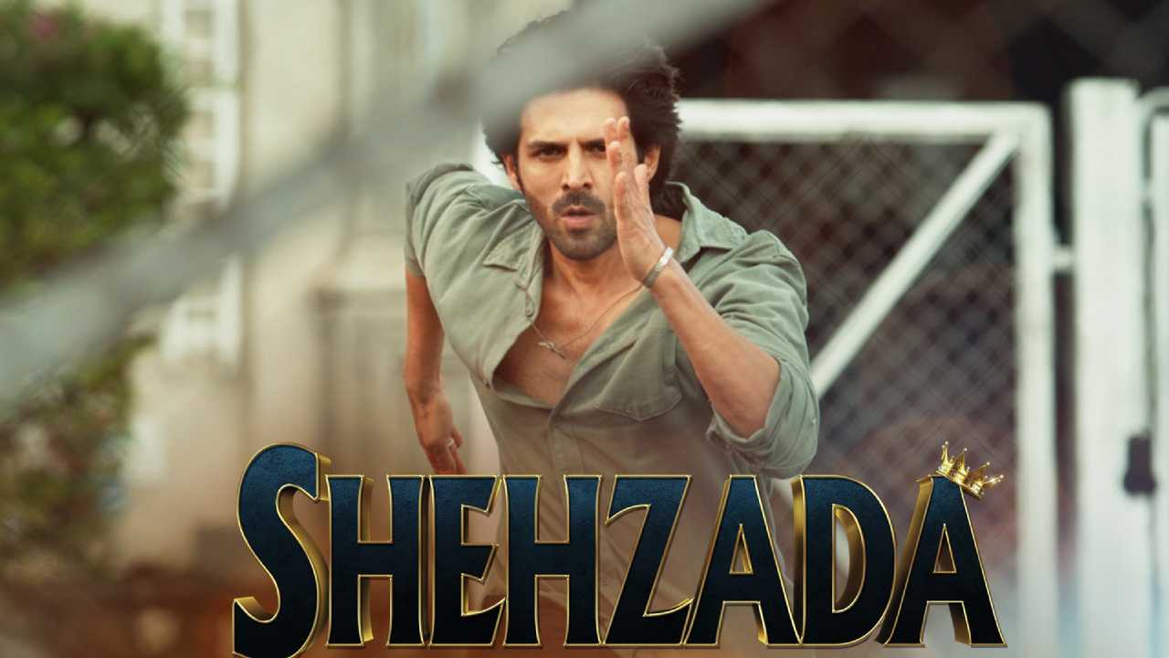 Bollywood Remakes : హిట్ సినిమాని రీమేక్ చేసి మరీ ఫ్లాప్ చేస్తున్నారు.. బాలీవుడ్ కథ మారదా??