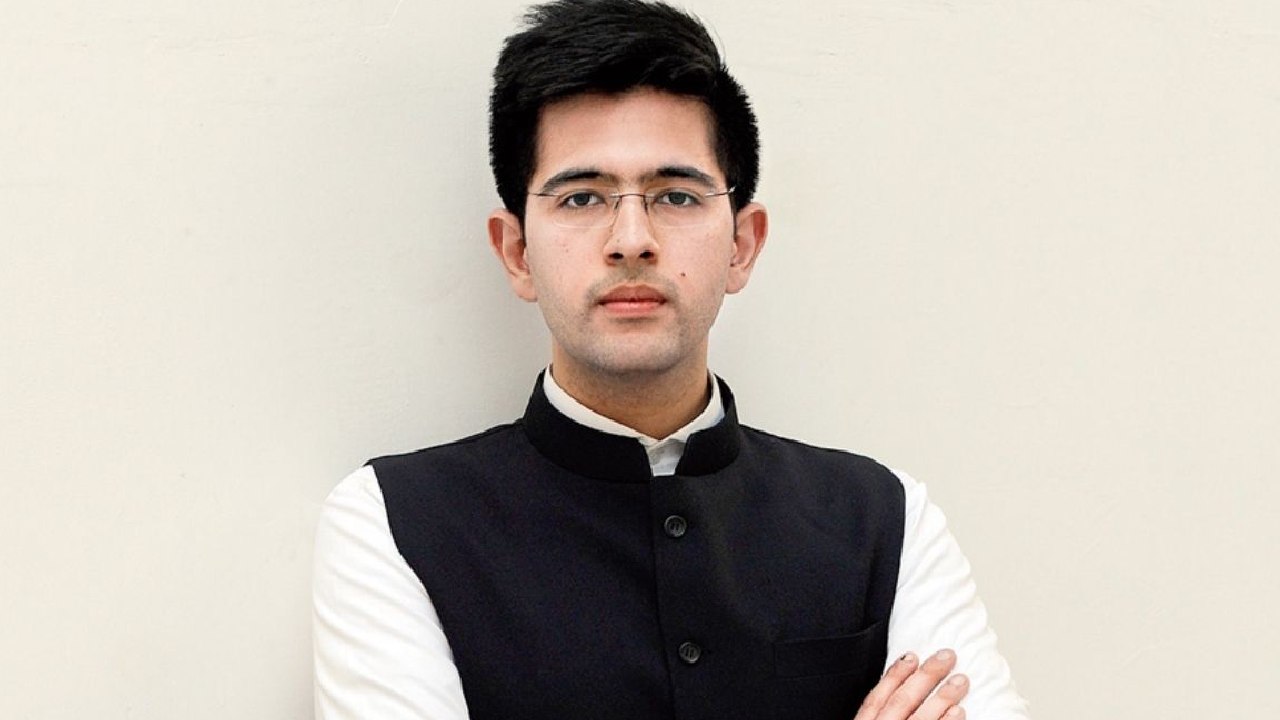 AAP Vs BJP: ఆప్ ప్రభుత్వాన్ని కూల్చేందుకు బీజేపీ కుట్ర.. ఆప్ ఎంపీ రాఘవ్ చద్దా ఆరోపణ