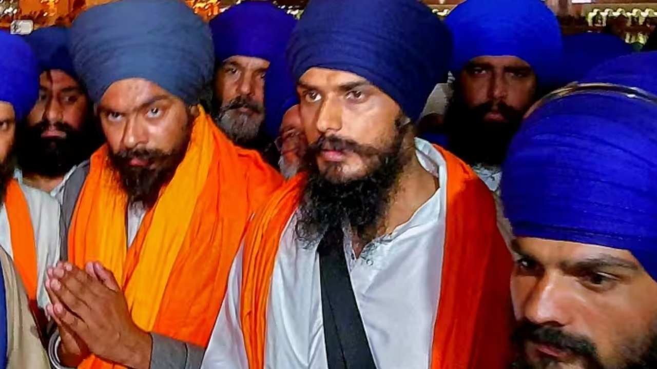 Operation Amritpal: పరారీలోనే అమృత్‌పాల్.. నేపాల్‌లో హై అలర్ట్.. అంతర్జాతీయ విమానాశ్రయాల్లో పటిష్ట నిఘా..