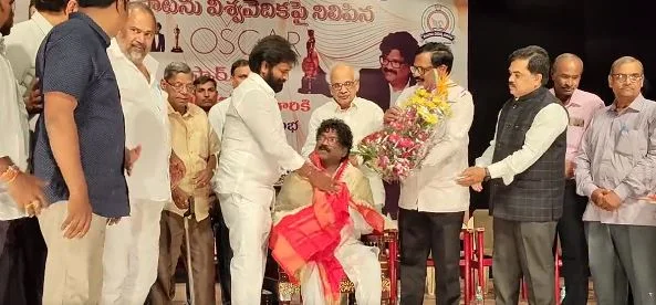 Felicitation to Chandrabose by Telangana Sahitya Academy at Ravindra Bharathi