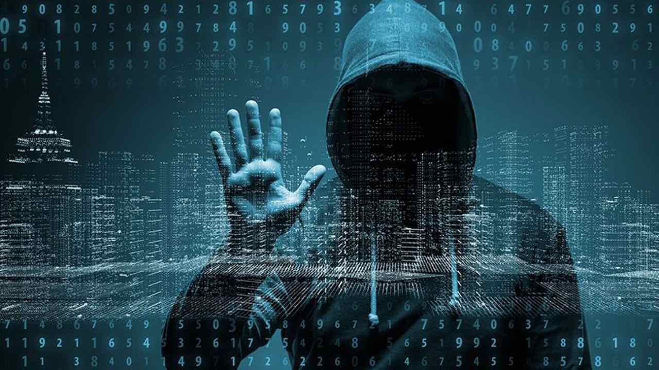 Cyber Fraud: భారీ లాభాల పేరుతో వ్యాపారికి టోకరా.. రూ.14 లక్షలు కొట్టేసిన సైబర్ నేరగాళ్లు