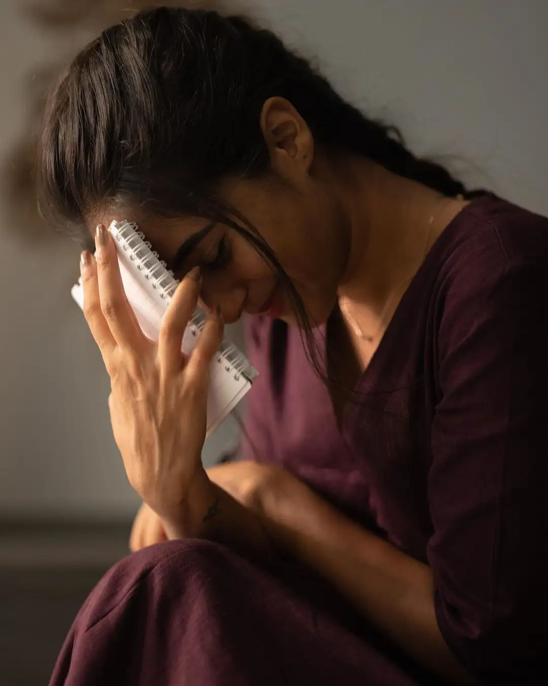 Deepthi Sunaina Cute poses with her pet dog