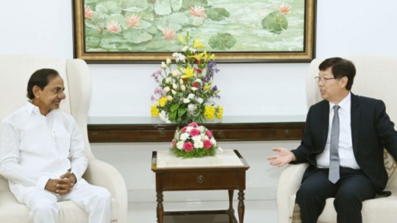 Foxconn Chairman Letter CM KCR : సీఎం కేసీఆర్ కు ఫాక్స్ కాన్ ఛైర్మన్ లేఖ.. ‘కొంగరకలాన్‌లో ప్లాంట్ ఏర్పాటుకు కట్టుబడి ఉన్నాం’