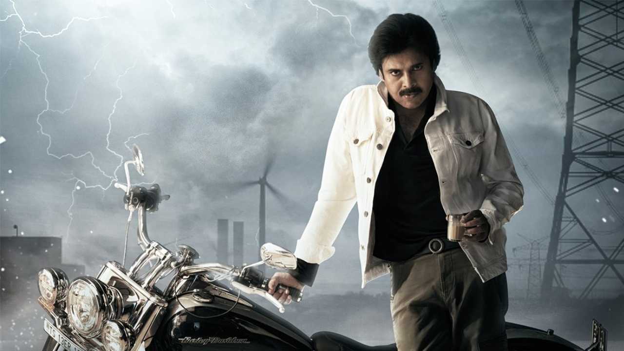 Pawan Kalyan: పవన్ కళ్యాణ్ కోసం ప్రభాస్ హీరోయిన్‌ను పట్టుకొస్తున్నారా..?