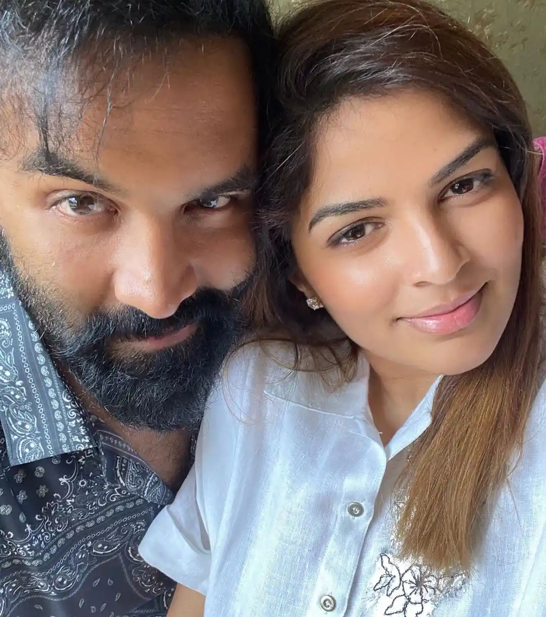 Manchu Vishnu Wedding Anniversary Gallery