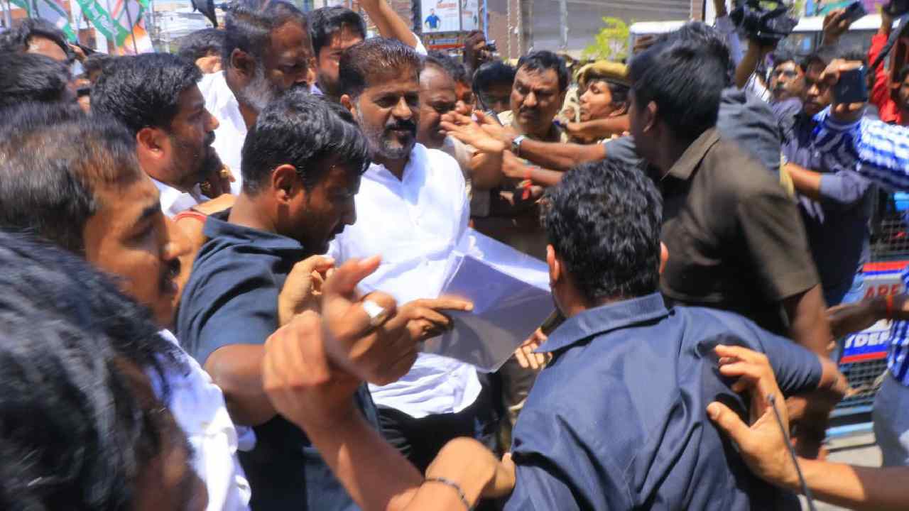 TSPSC paper leak: నాకు ఇచ్చినట్లే కేటీఆర్ కూ నోటీసులు ఇవ్వాలని ఫిర్యాదు చేశాను: రేవంత్ రెడ్డి