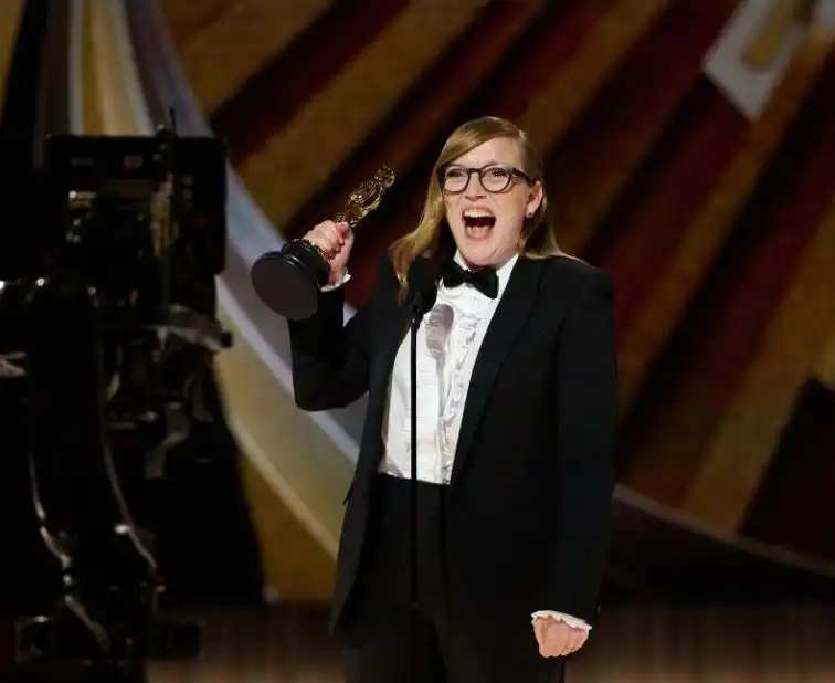 95th Oscar Winners with Award