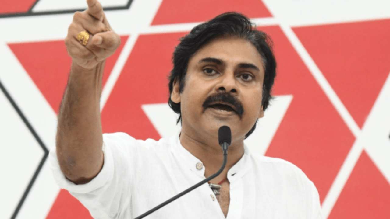 Pawan Kalyan: కులాల మధ్య చిచ్చుపెట్టేలా కుట్రలు జరుగుతున్నాయ్.. ఆ ఉచ్చులో ఎవరూ పడొద్దు ..