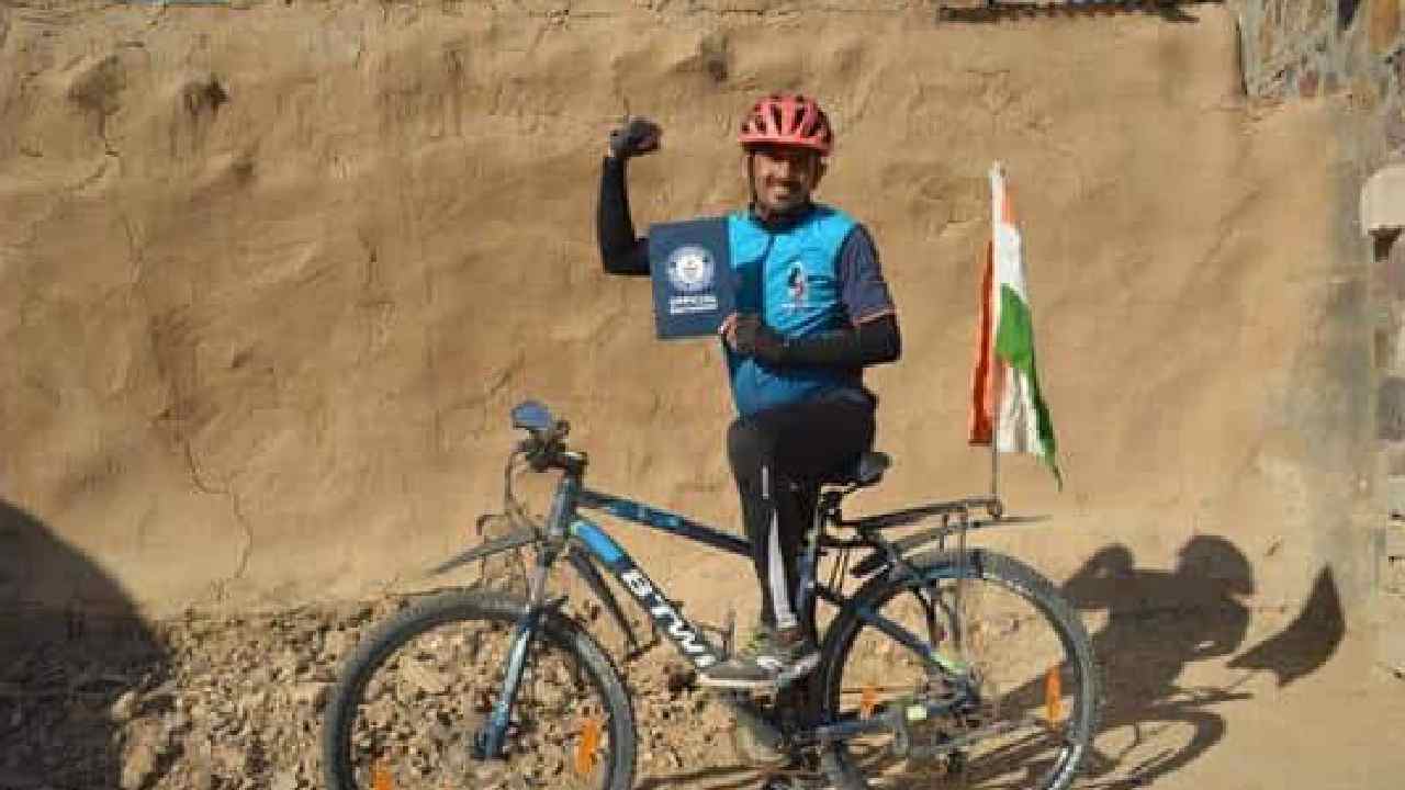 Rajasthan Man: సైకిల్‌పై దేశయాత్ర.. గిన్నిస్ రికార్డుల్లో చోటు.. ఇంతకీ అతడు ఏం సాధించాడంటే