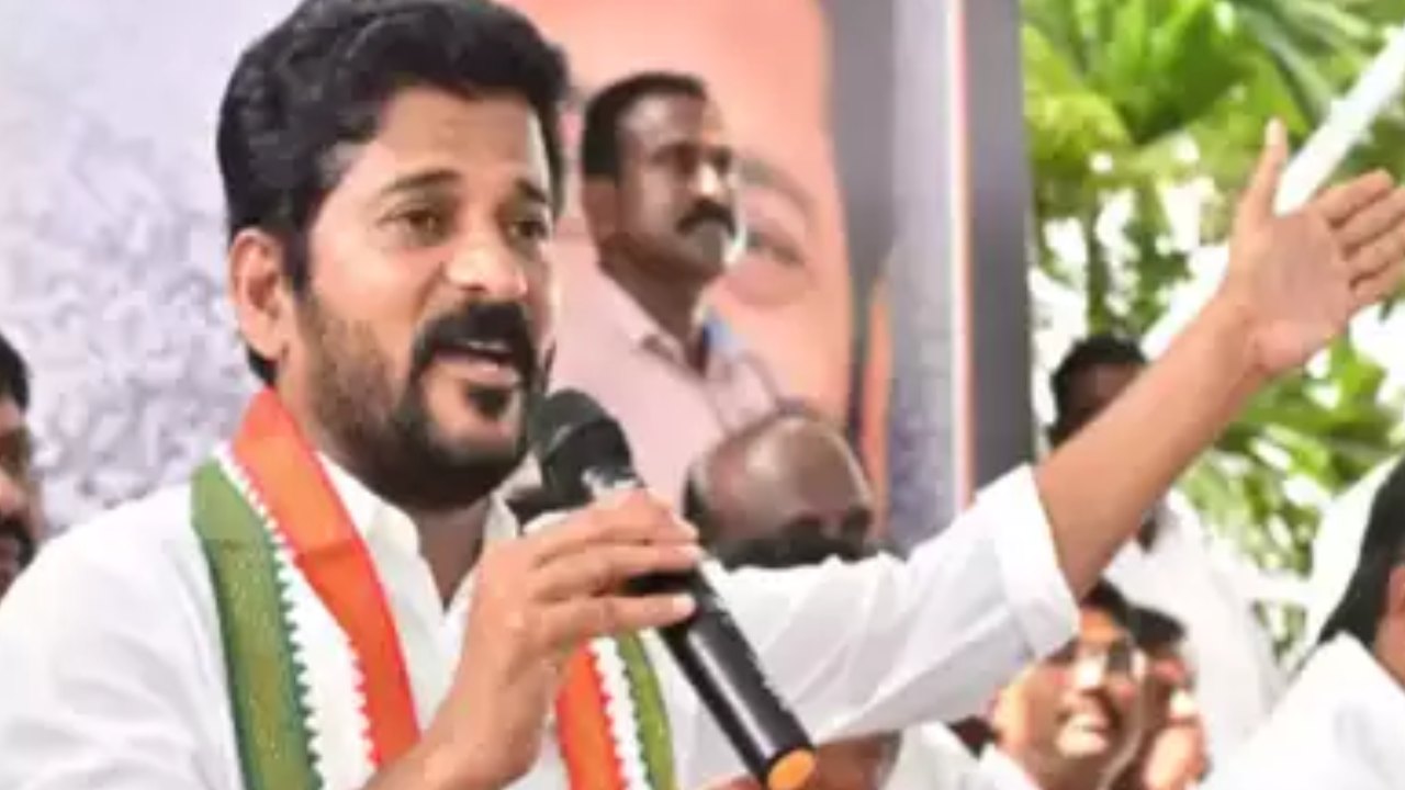 Revanth Reddy : కల్వకుంట్ల అవినీతికి బలై పోయిన నందిపేట సెజ్ : రేవంత్ రెడ్డి