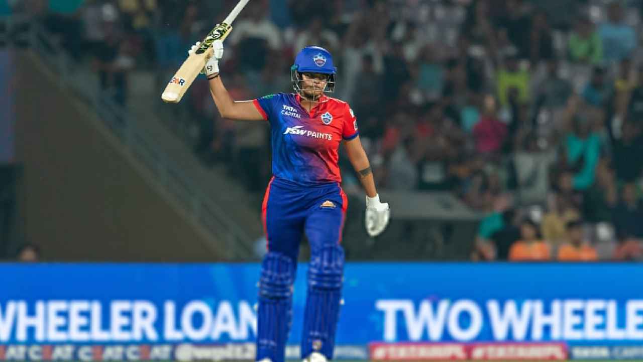 WPL 2023 GG vs DC : వామ్మో ఇదేం కొట్టుడు.. 28బంతుల్లోనే 76 రన్స్. 10ఫోర్లు, 5సిక్సులు.. లేడీ సెహ్వాగ్ ఊచకోత