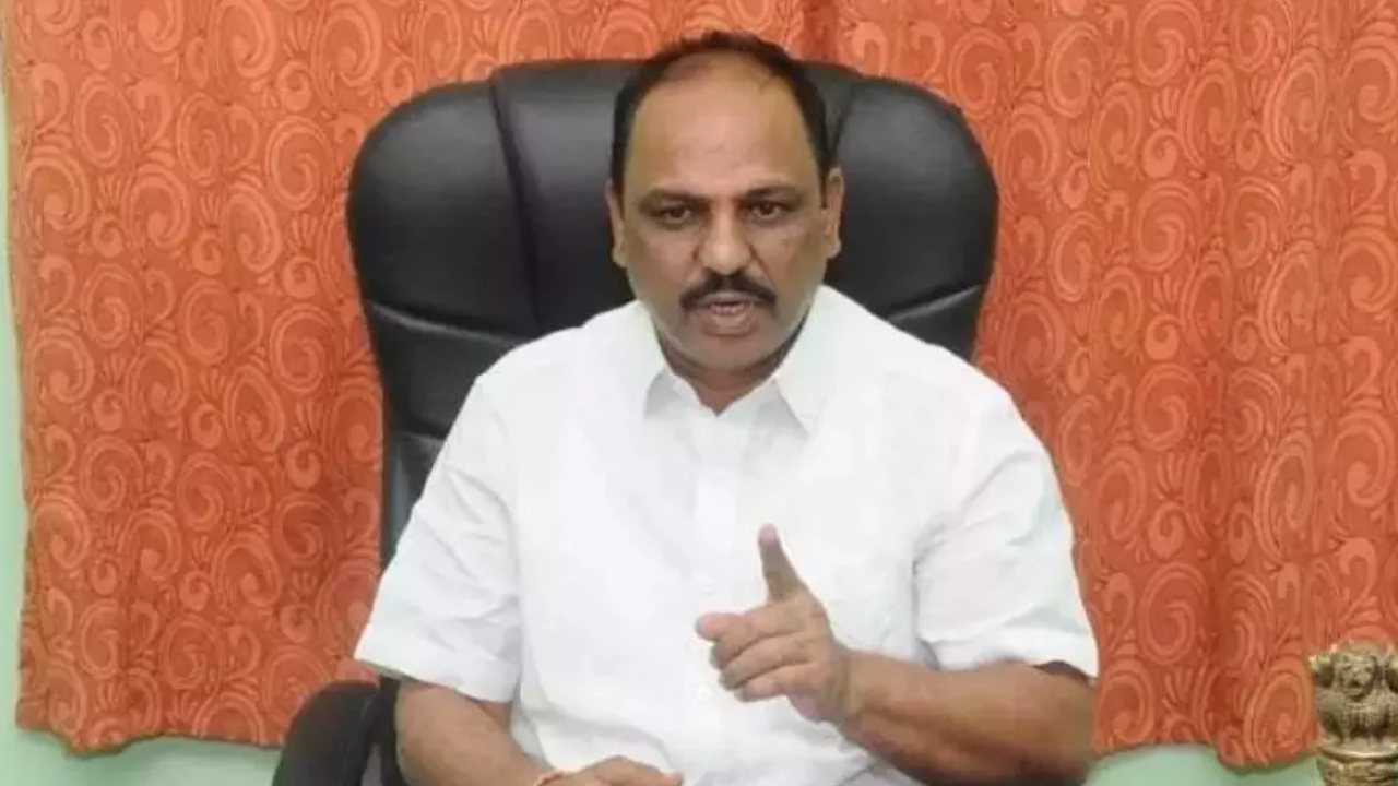 Shankara Narayana : మా ఫ్యామిలి గురించి మాట్లాడితే నీ నాలుక తెగ్గోస్తా.. నారా లోకేశ్ పై మాజీ మంత్రి శంకర నారాయణ ఫైర్