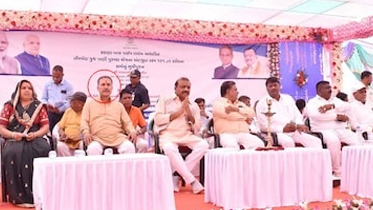 Mahua Moitra: బీజేపీ నేతలపై టీఎంసీ ఎంపీ మహువా మోయిత్రా సంచలన వ్యాఖ్యలు