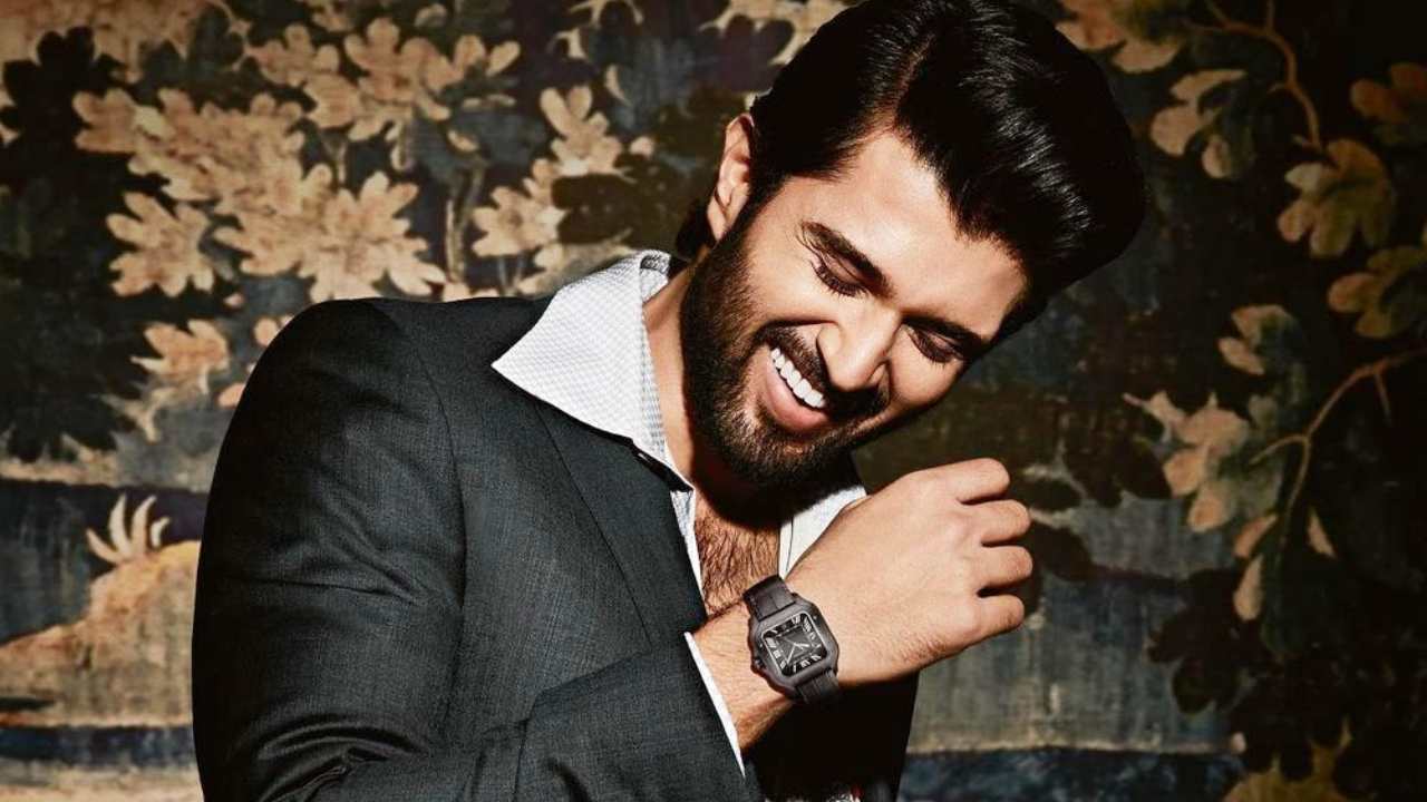 Vijay Devarakonda: యంగ్ సెన్సేషన్‌తో రొమాన్స్‌కు రౌడీ స్టార్ రెడీ..?