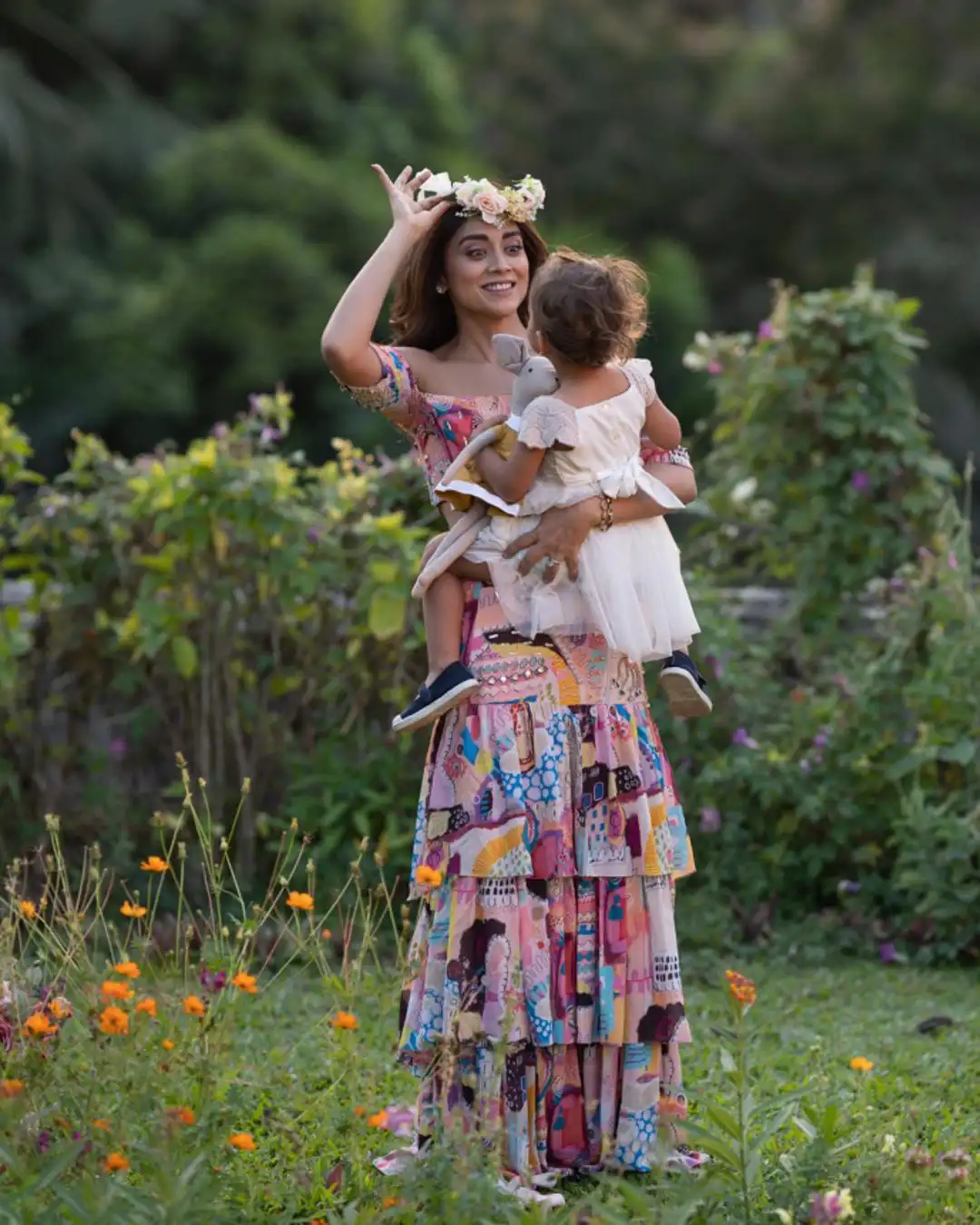Shriya Saran Photoshoot with her daughter