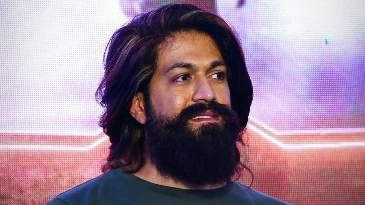 Yash: నిర్మాతగా మారుతున్న కేజీయఫ్ హీరో.. ఎవరి సినిమా చేస్తున్నాడో తెలుసా?