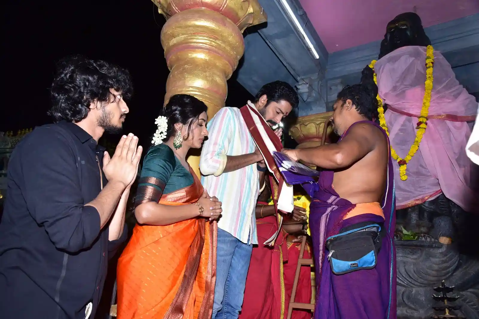 Allari Naresh Ugram movie team promotions at godavari