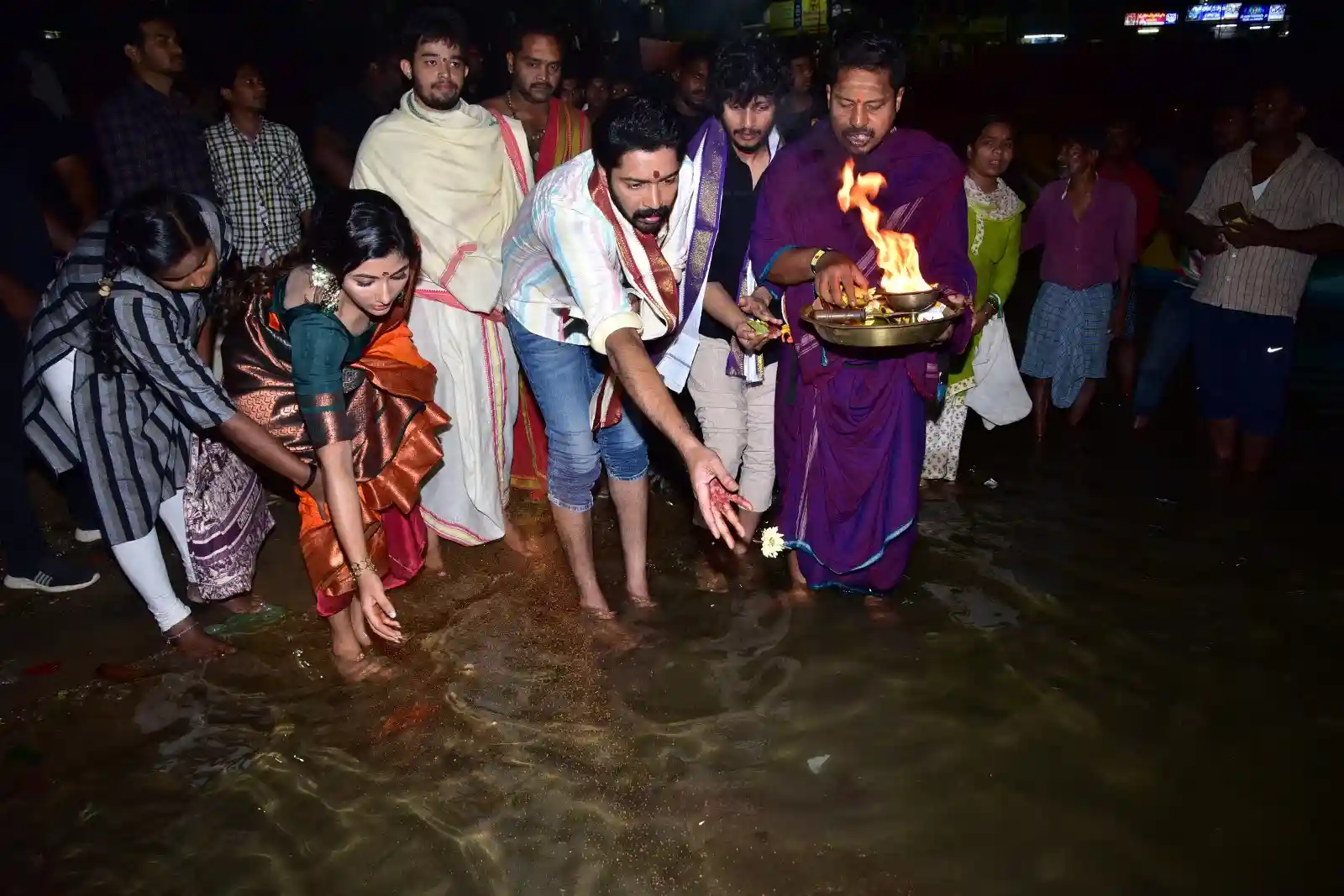 Allari Naresh Ugram movie team promotions at godavari