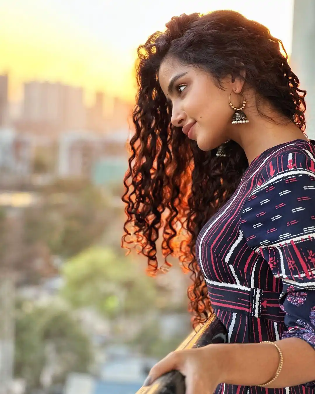 Anupama Parameswaran new photo shoot with Cute looks