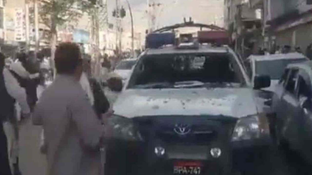 Blast In Pakistan : పాకిస్తాన్ లో భారీ పేలుడు.. నలుగురు మృతి