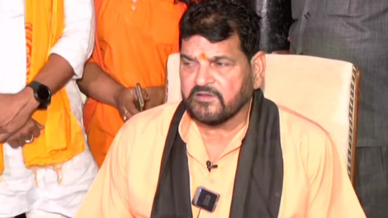 Wrestlers Protest: నేను నేరస్థుడిని కాదు.. రాజీనామా చేయను.. ఎఫ్ఐఆర్‌‌లు నమోదుపై స్పందించిన బ్రిజ్ భూషణ్ సింగ్