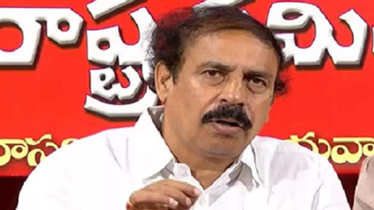 CPI Ramakrishna : ప్రభుత్వ ఆస్తులను దోచేస్తున్న మోదీ, అదానీ, జగన్ : రామకృష్ణ