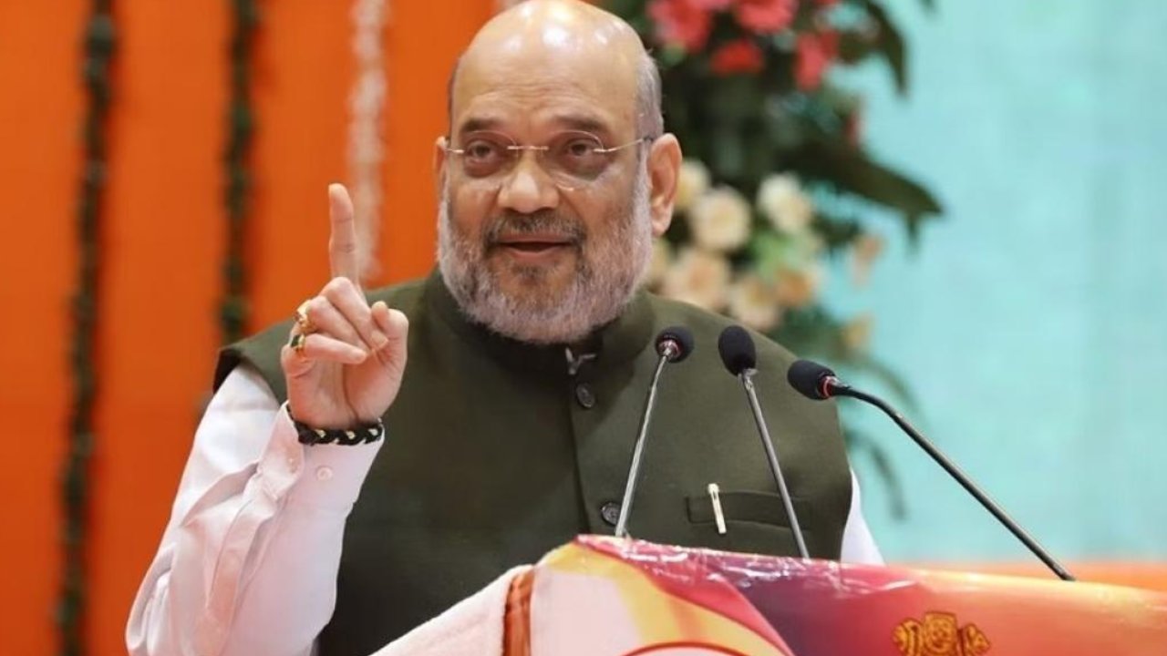 Central Minister Amit Shah: అప్పుడెందుకు మౌనంగా ఉన్నారు? సత్యపాల్ మాలిక్ ఆరోపణలపై స్పందించిన అమిత్ షా