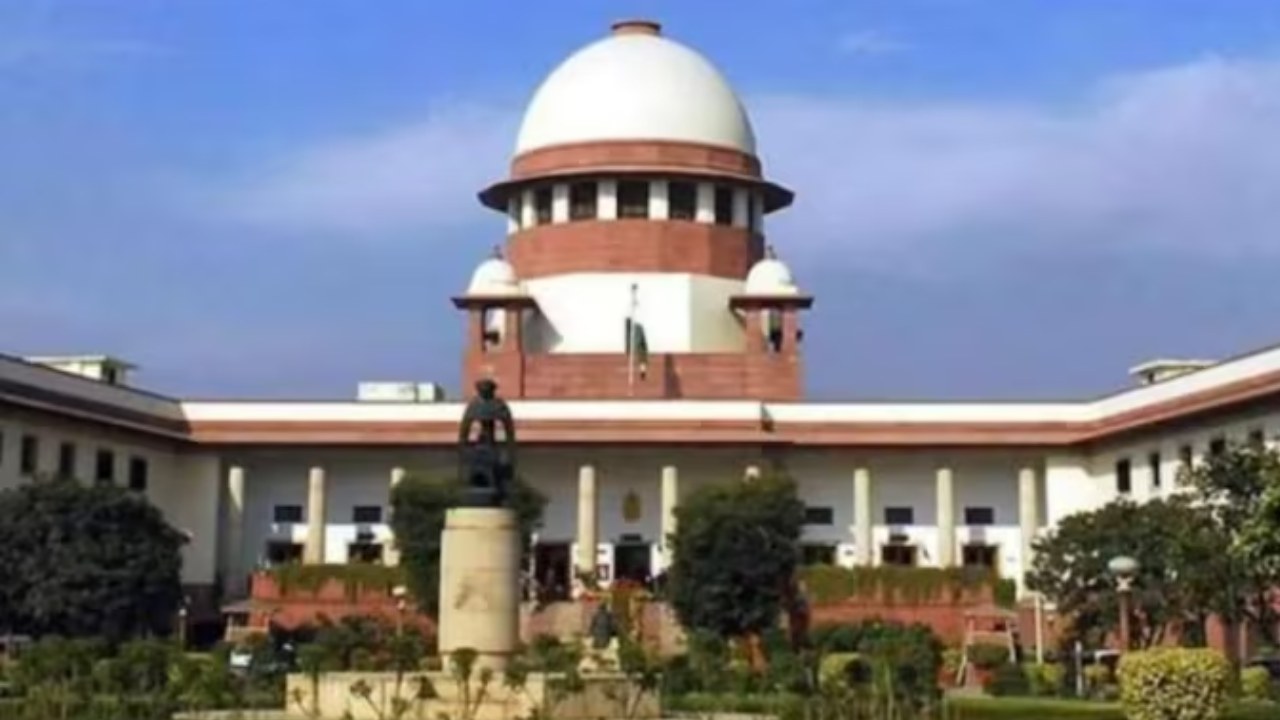 Covid-19 In Supreme Court : నలుగురు సుప్రీంకోర్టు న్యాయమూర్తులకు కరోనా
