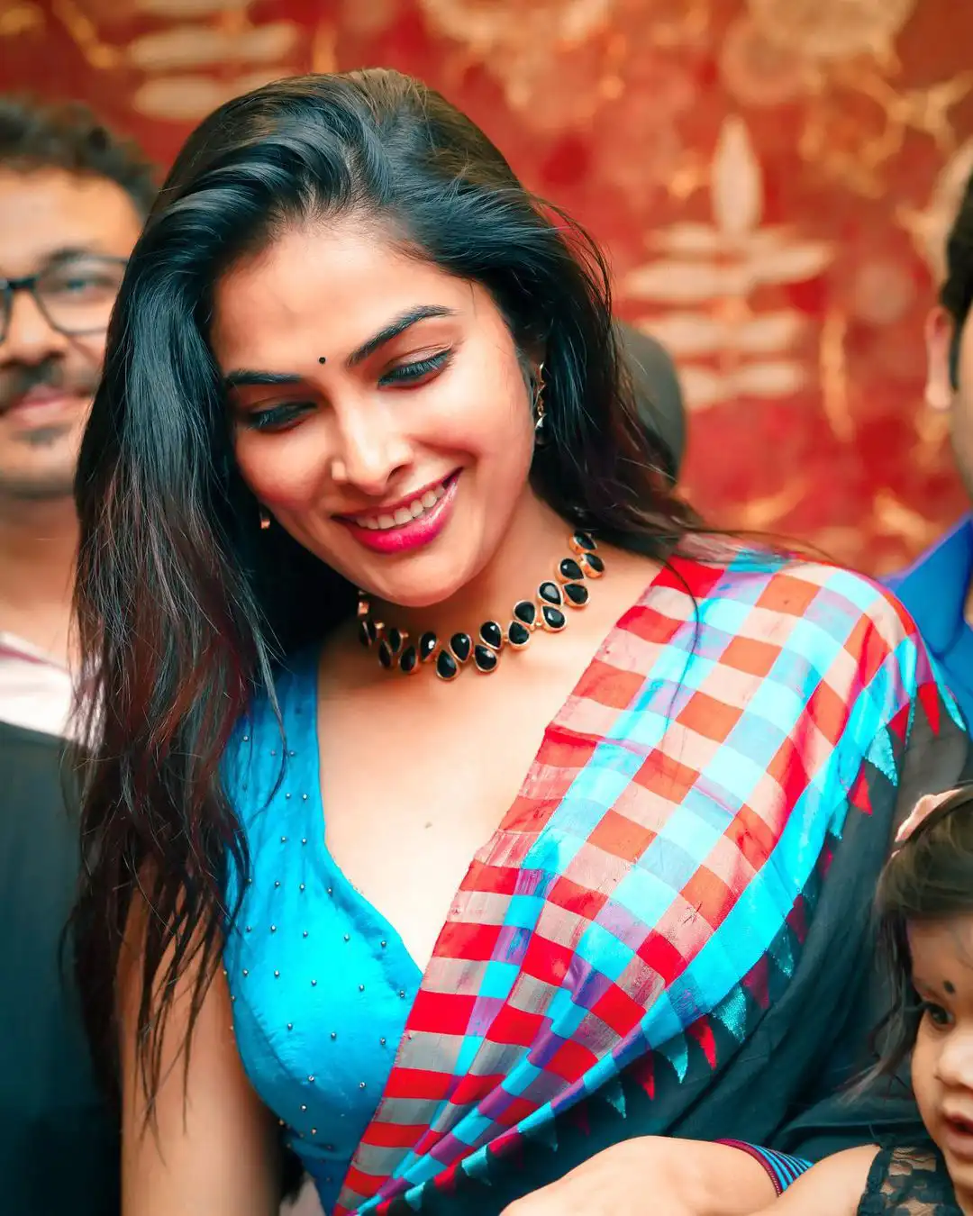 Divi Vadthya participated in a restaurant opening at Hyderabad