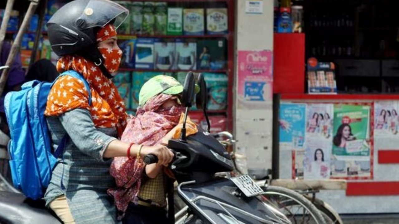 Heatwave Alert: మరో రెండు రోజులు.. తెలంగాణలో భానుడి భగభగలు.. 11 జిల్లాల్లో 44 డిగ్రీలు దాటిన ఉష్ణోగ్రతలు ..