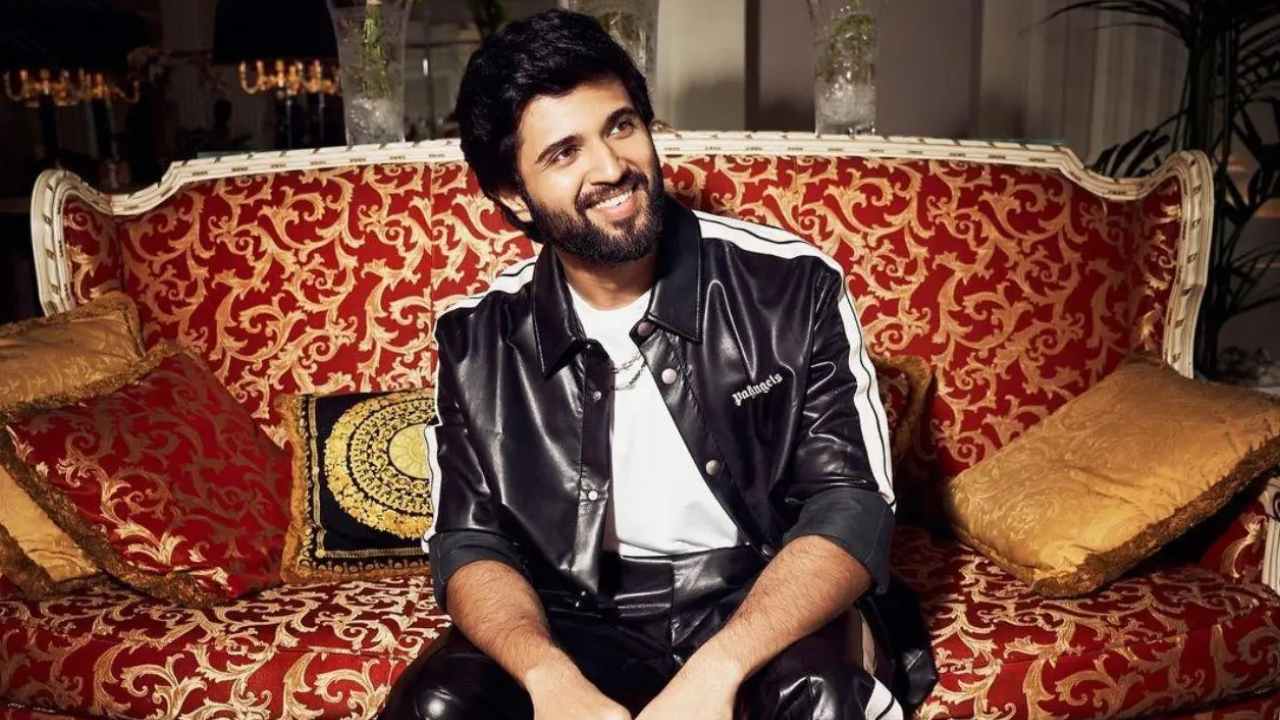 Vijay Devarakonda: ఆ స్టార్ డైరెక్టర్‌తో విజయ్ సినిమా.. క్యూ చూస్తుంటే లేనట్టే అనిపిస్తోందిగా..?