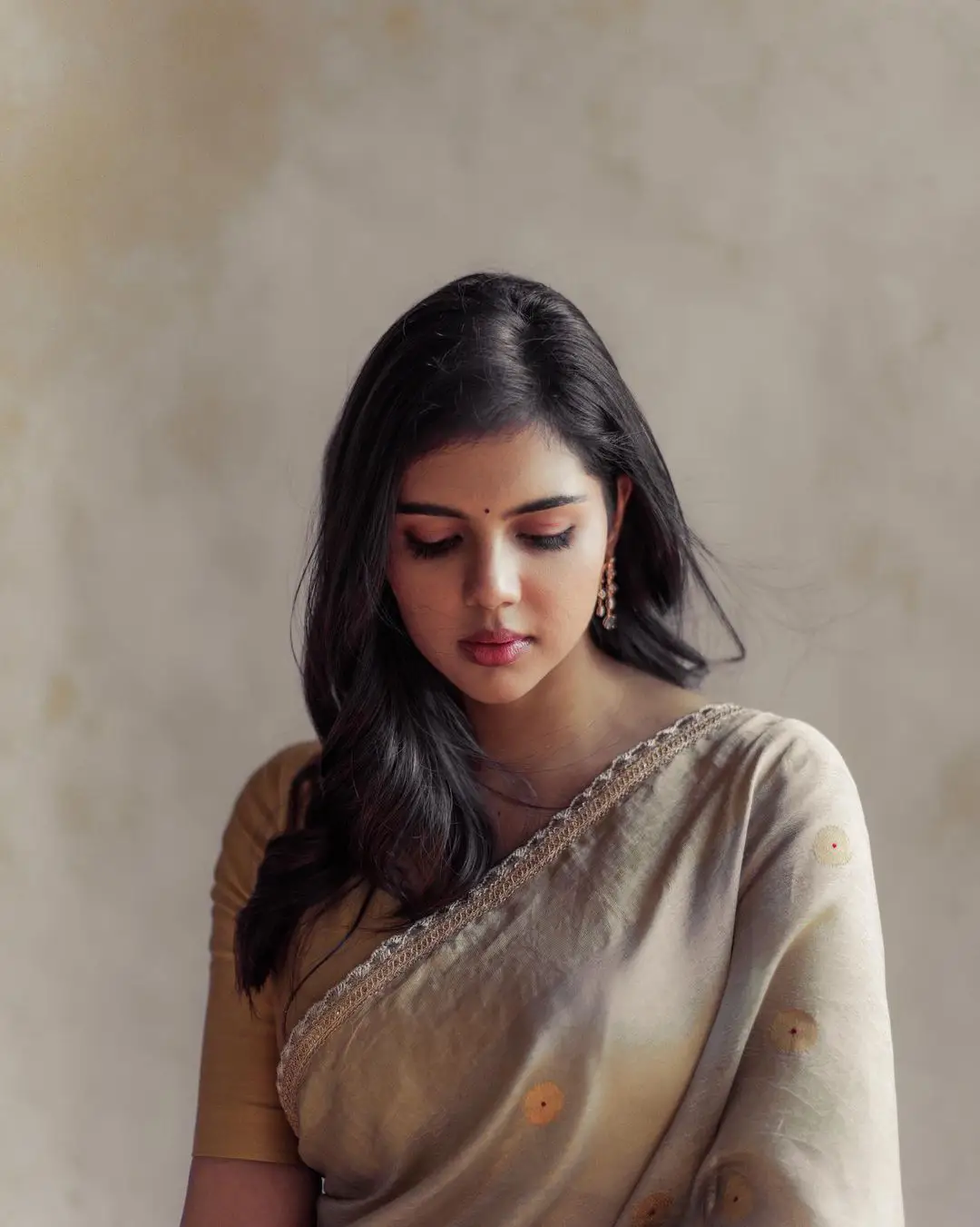 Kalyani Priyadarshan Beautiful looks in Saree