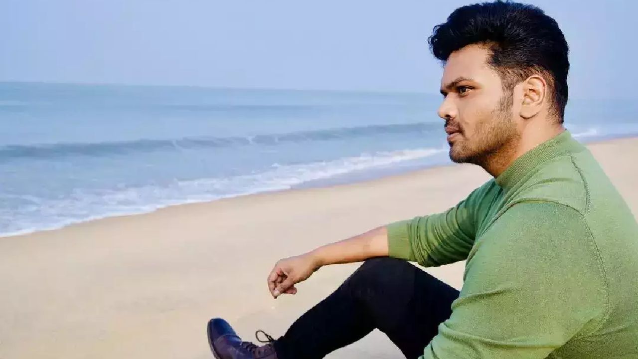 Manchu Manoj : ప్రేమించు, ప్రేమ పంచు.. మంచు మనోజ్ పోస్ట్ వైరల్!