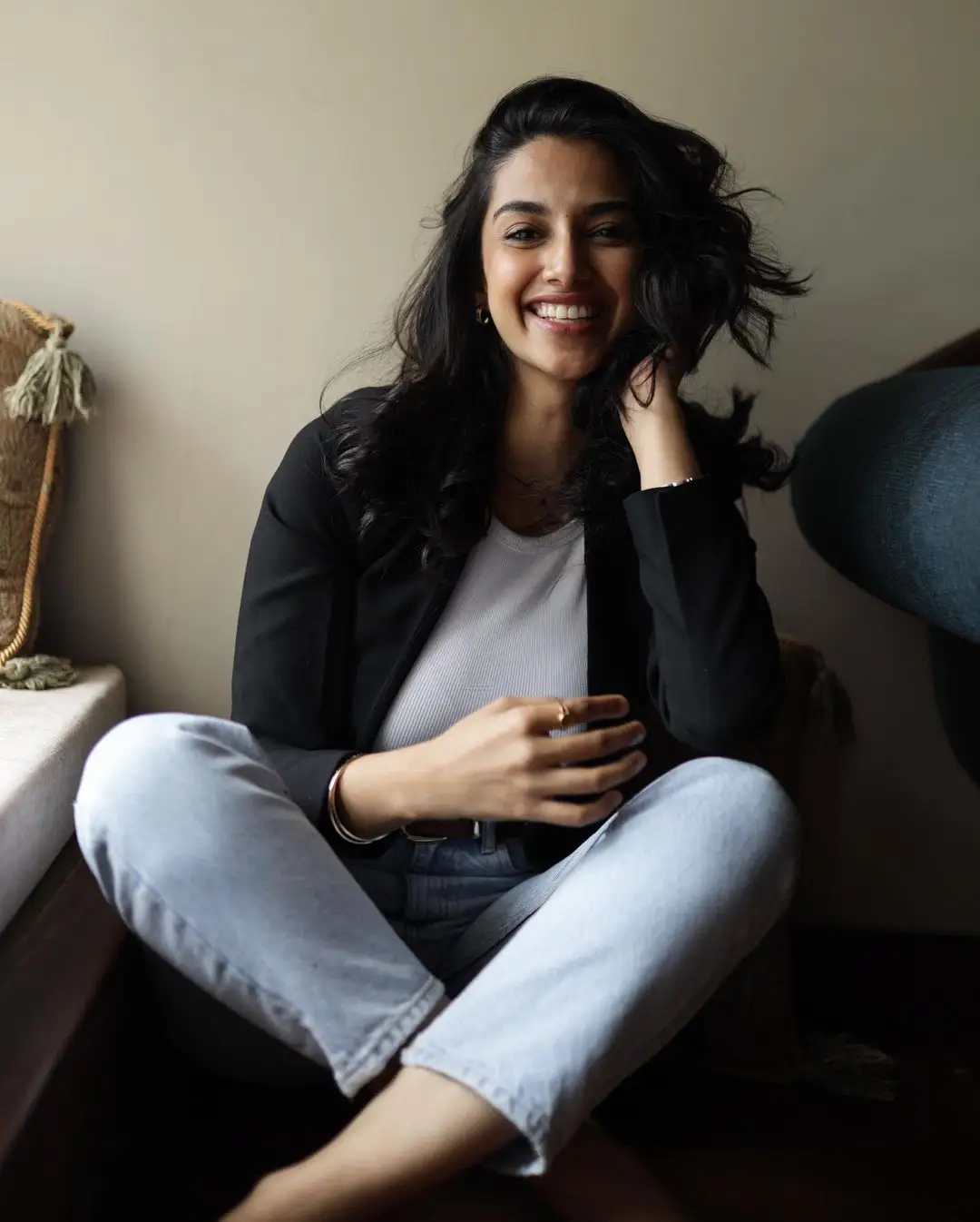 Meenakshii Chaudhary Cute Photo Shoot