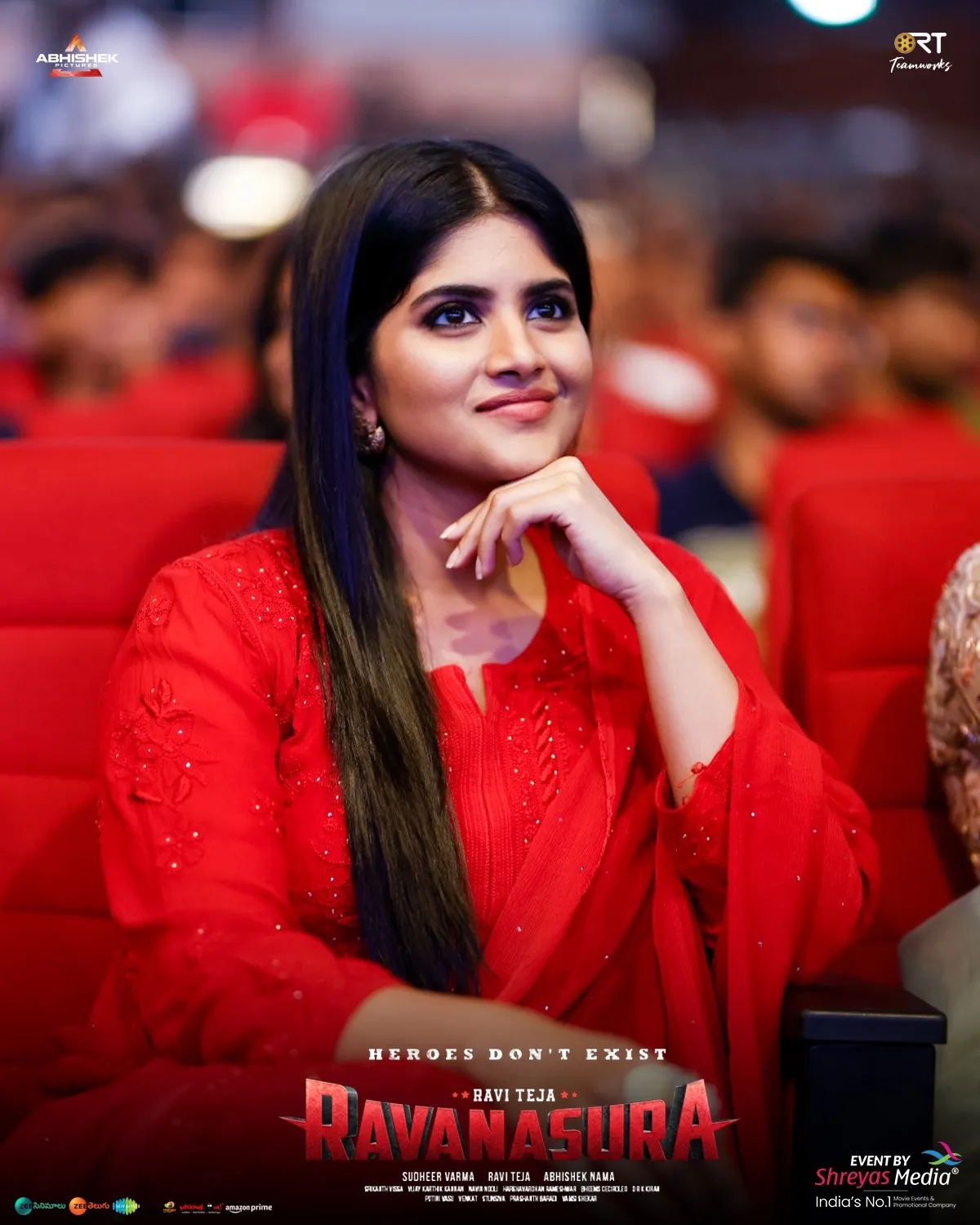Megha Akash looks gorgeous in Ravanasura Pre Release Event