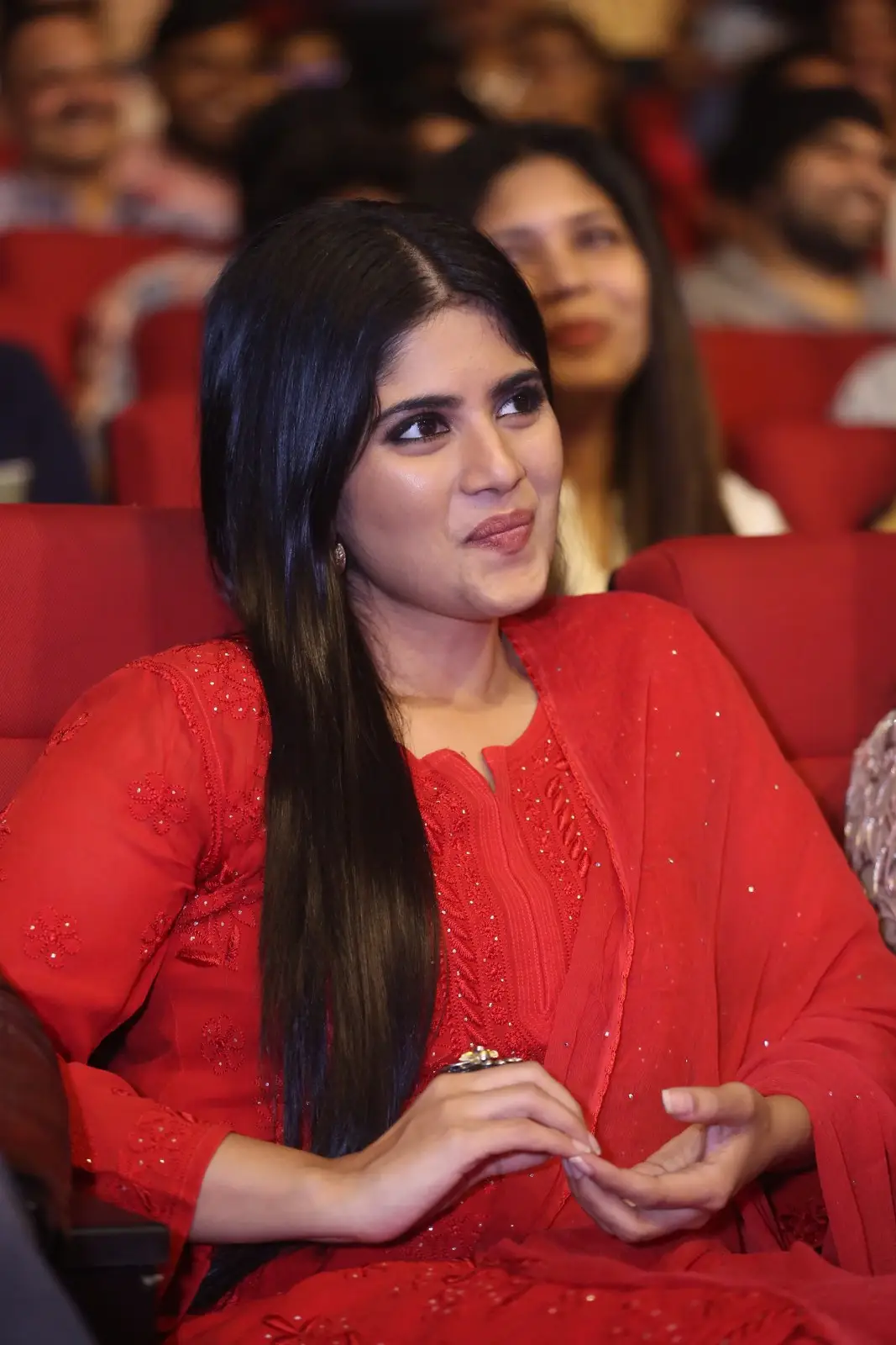 Megha Akash looks gorgeous in Ravanasura Pre Release Event