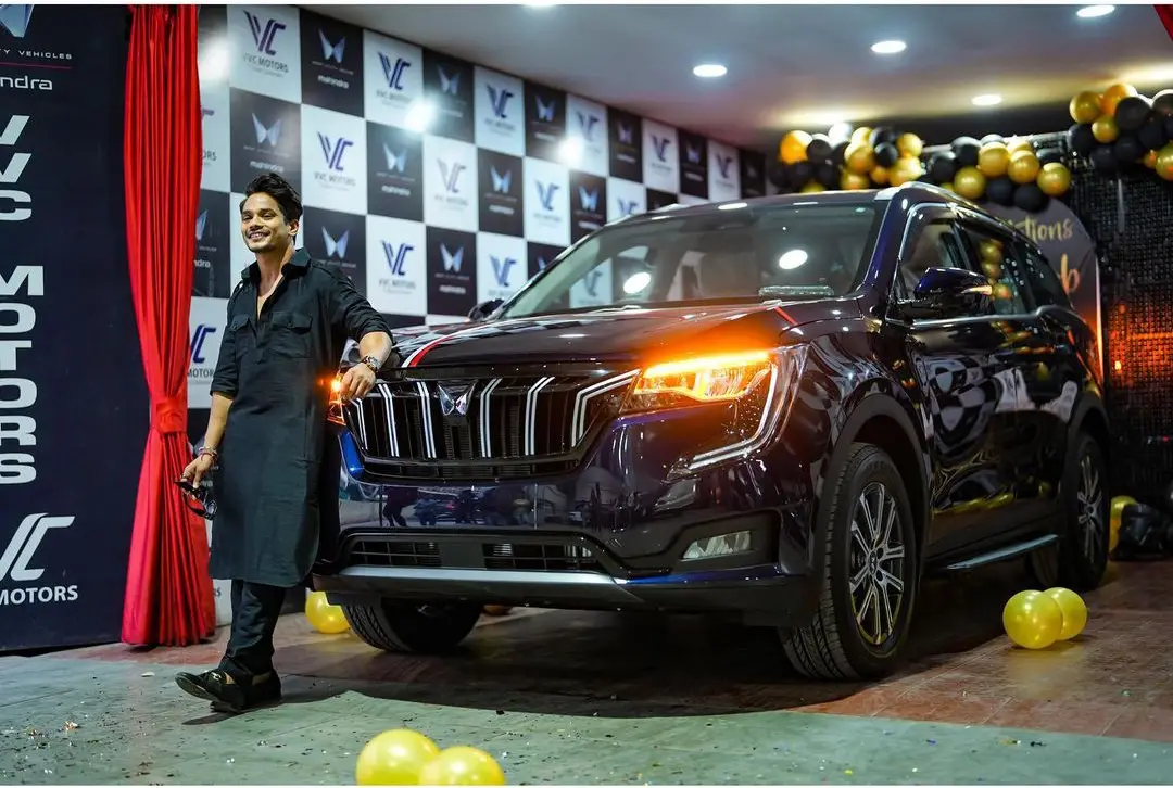 Mehaboob Dil Se poses with his new car