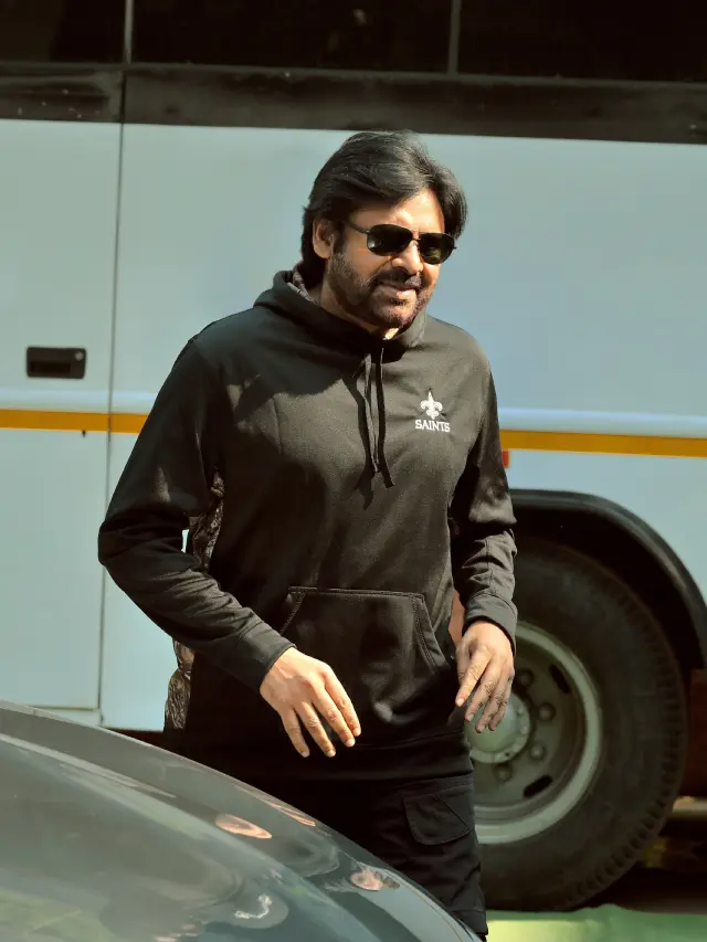 Pawan kalyan entry at They Call Him OG Movie set