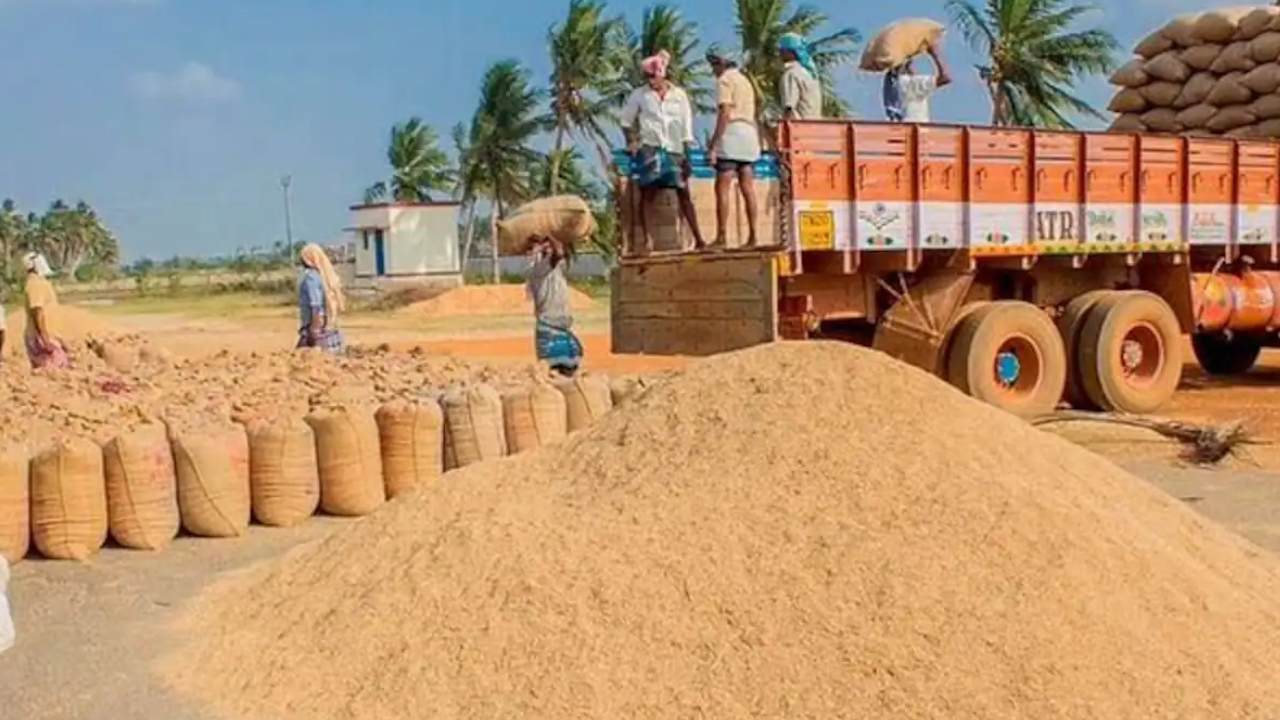 Paddy Grain : తెలంగాణలో వరి ధాన్యం కొనుగోళ్లు.. పూర్తిస్థాయిలో కొనుగోలు చేయాలని ఆదేశం