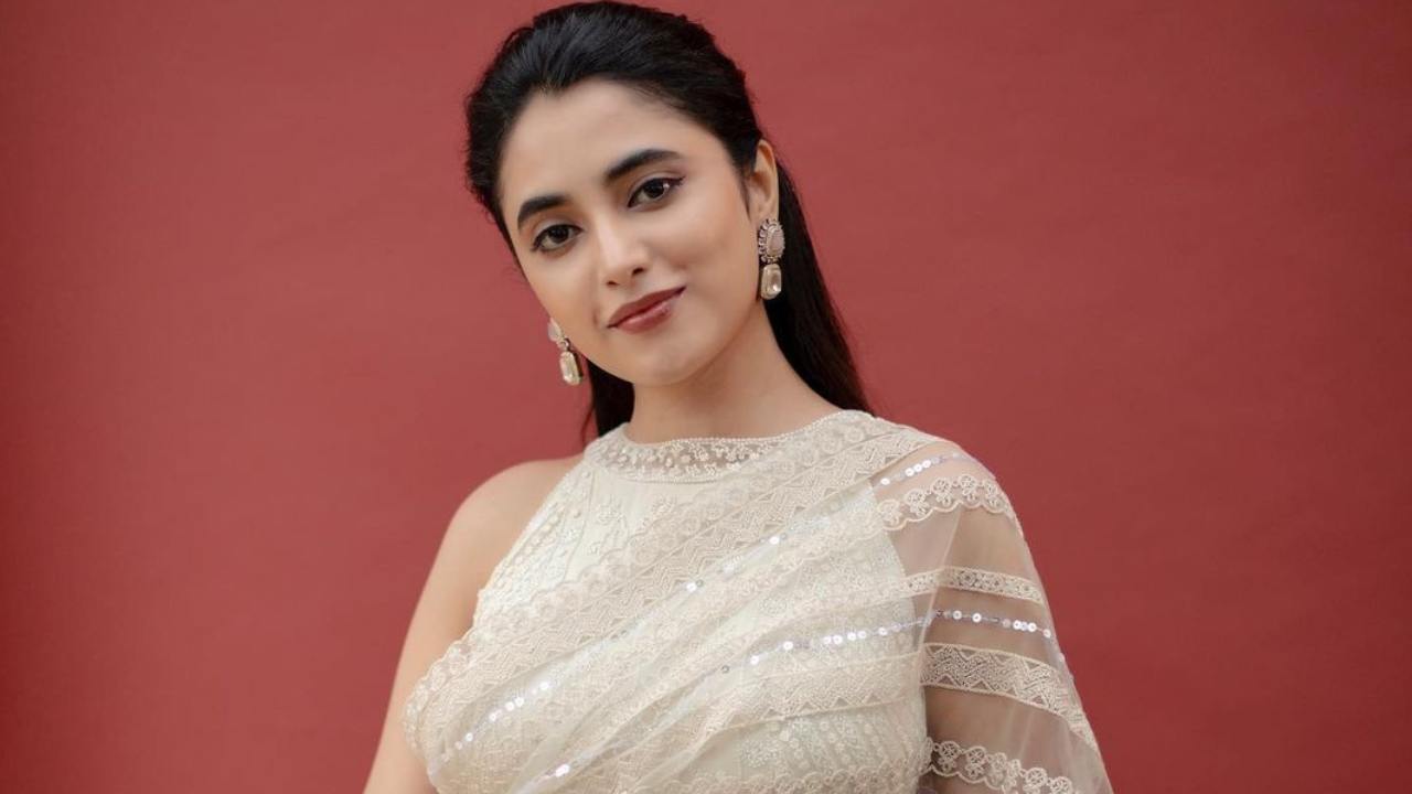 Pawan Kalyan: నాని హీరోయిన్‌తో పవన్ రొమాన్స్.. మామూలుగా ఉండదుగా..?