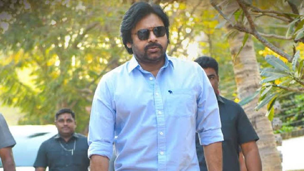 Pawan Kalyan : పవన్ మరో కొత్త సినిమా మొదలు పెట్టబోతున్నాడా.. ఏ దర్శకుడితో?