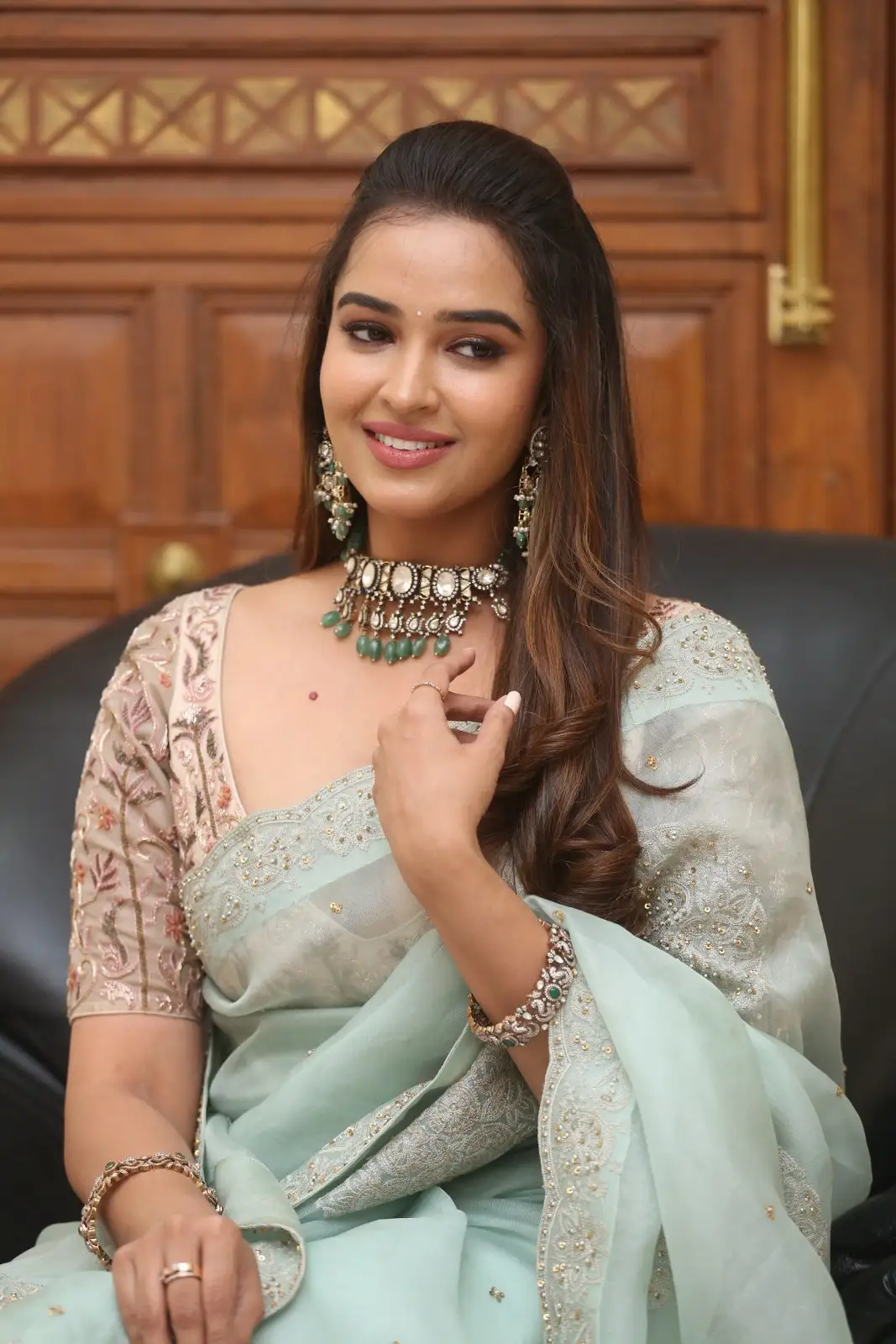 Pujita Ponnada shines in Saree at Pre Release Event of Ravanasura Movie