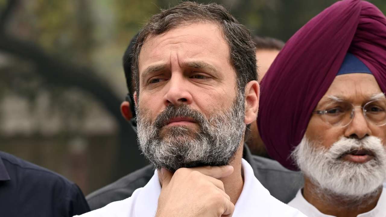 Rahul Gandhi: పరువు నష్టం కేసులో మేజిస్ట్రేట్ ఉత్తర్వులు సవాల్ చేస్తూ.. సెషన్స్ కోర్టులో రాహుల్ పిటీషన్ ..