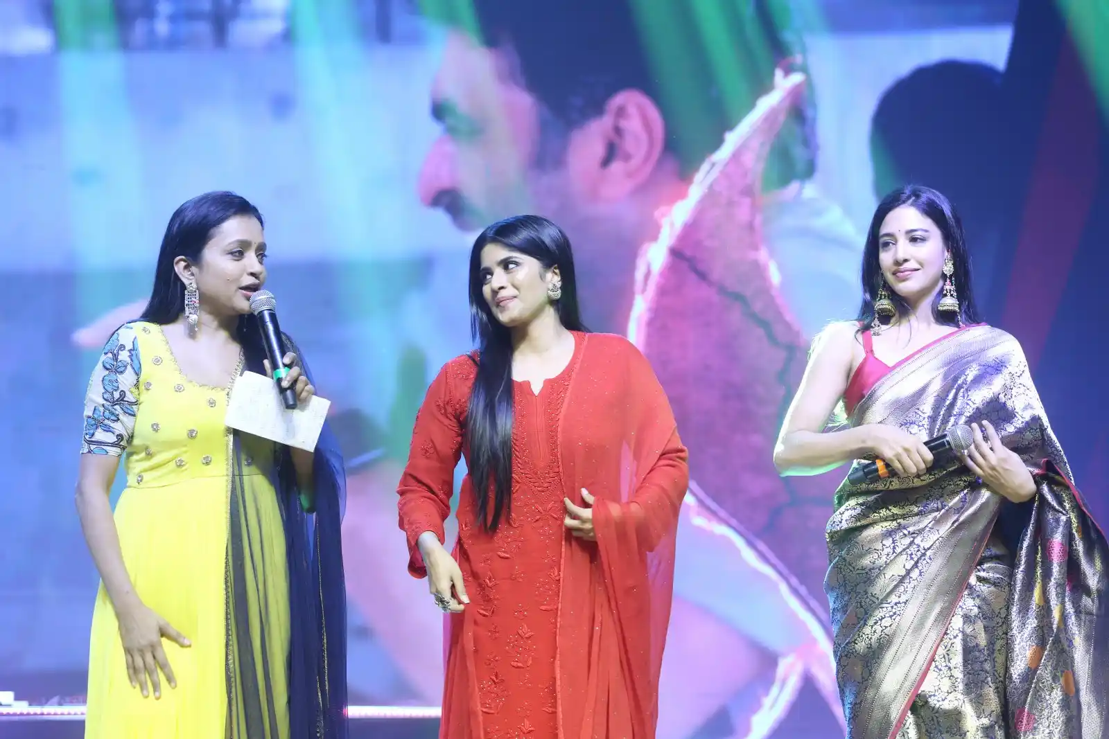 Raviteja Ravanasura Pre Release event gallery
