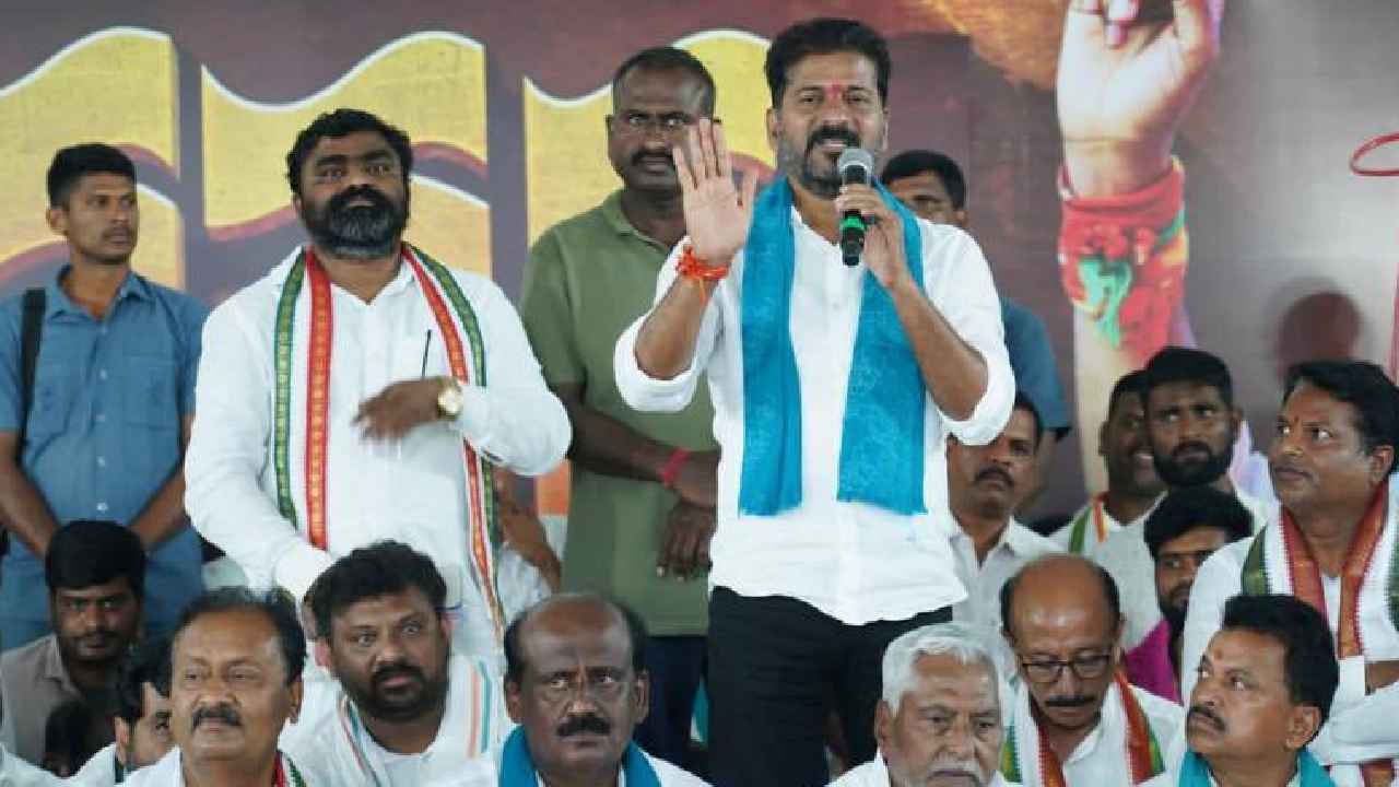 Revanth Reddy : బీజేపీ, బీఆర్ఎస్ ఒప్పందం‌లో భాగంగానే ఈ డ్రామా-పేపర్ లీక్‌పై రేవంత్ రెడ్డి