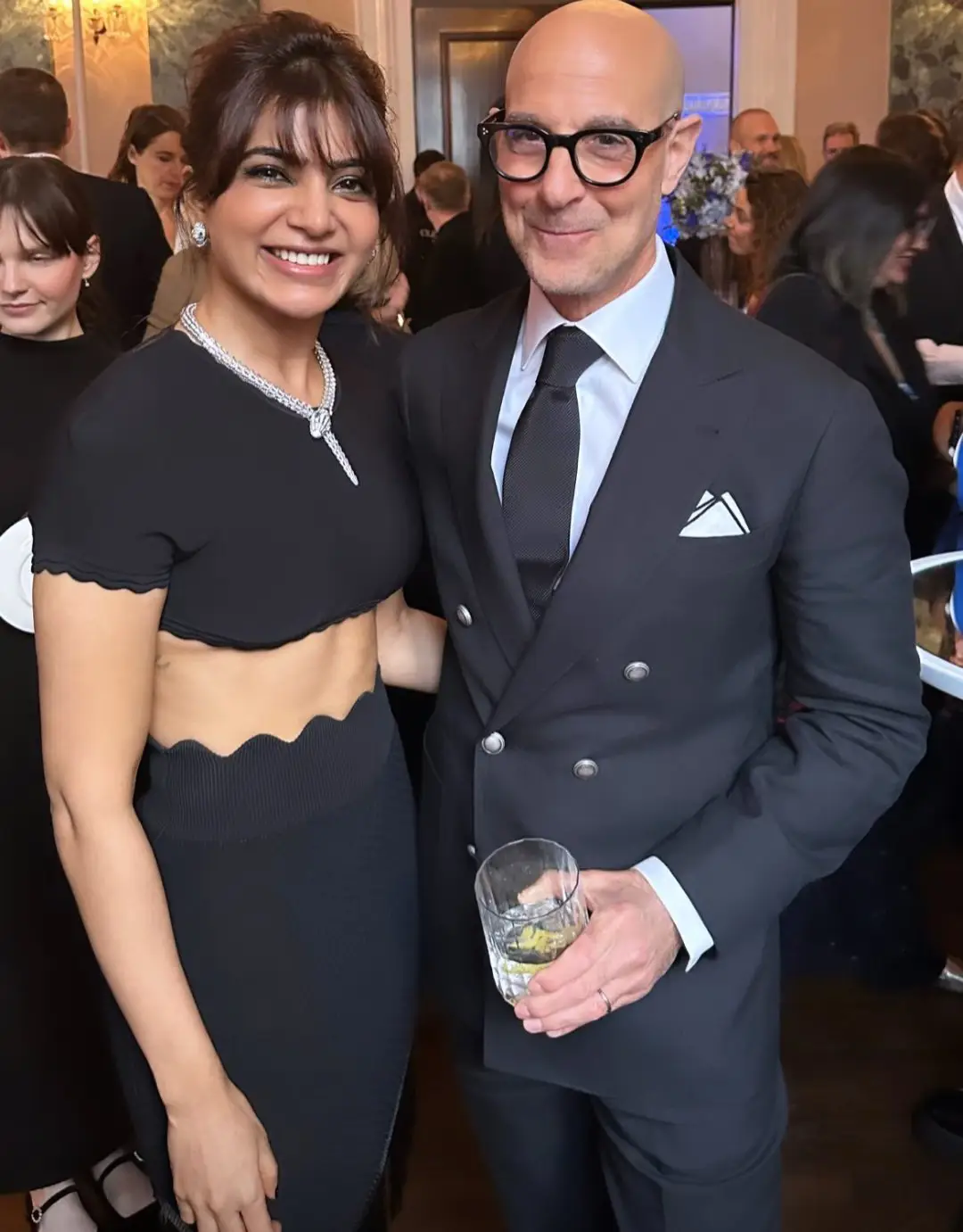 Samantha New Look in Black Dress at Citadel Premiere