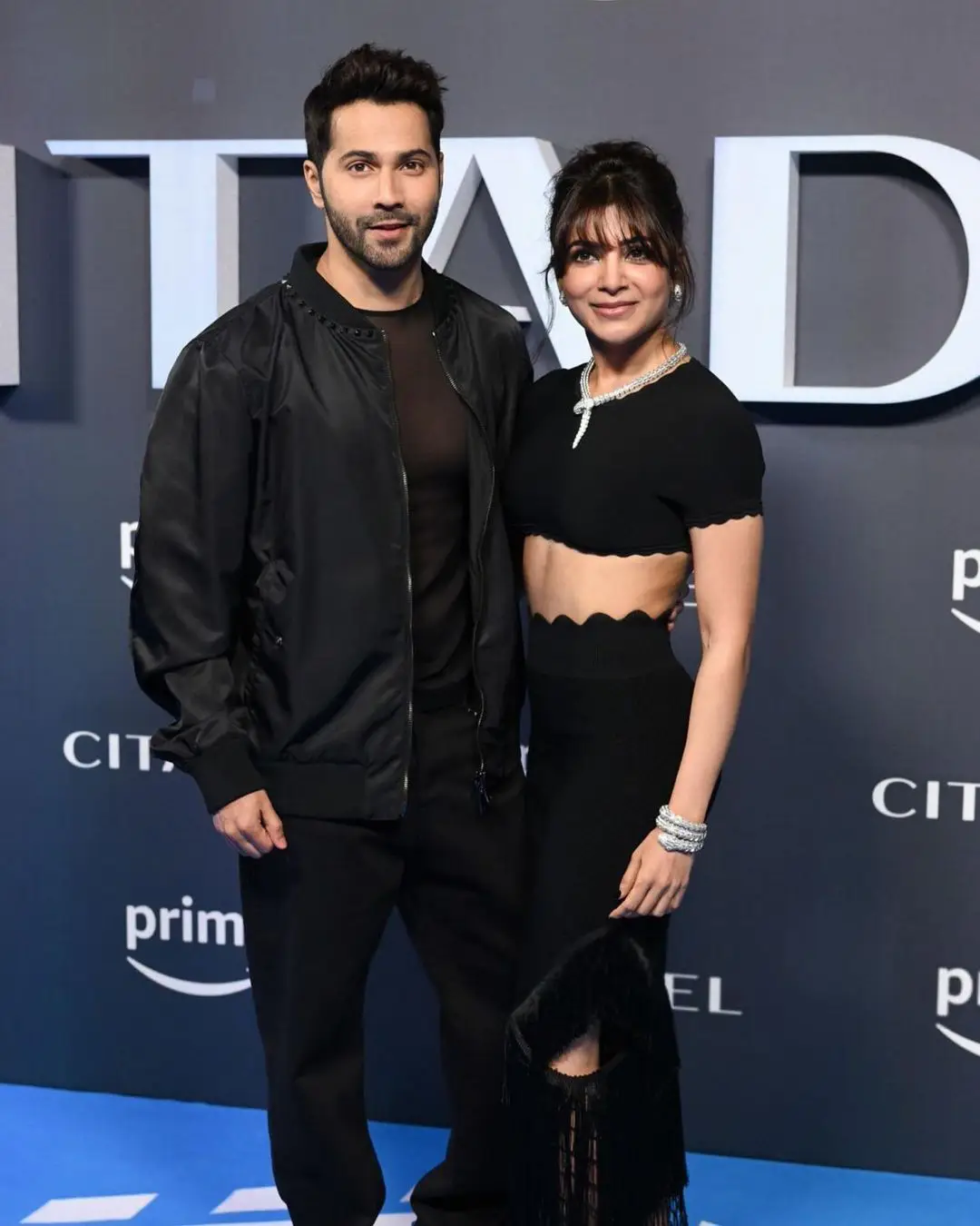 Samantha New Look in Black Dress at Citadel Premiere