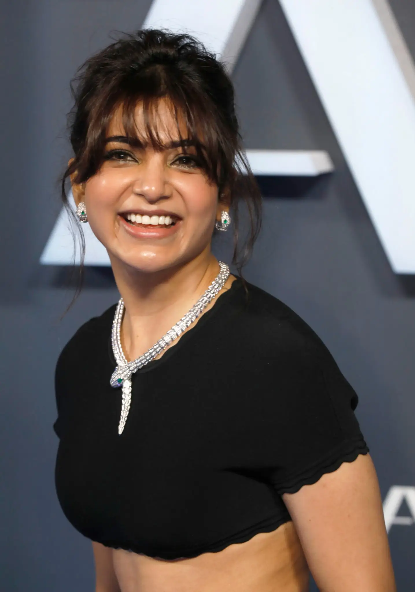 Samantha New Look in Black Dress at Citadel Premiere