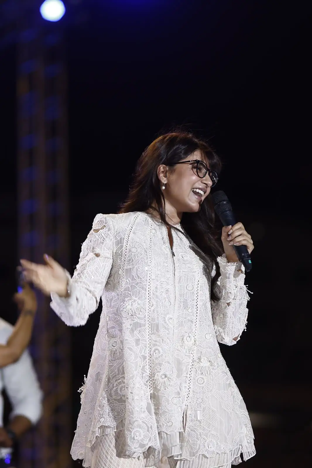 Samantha promotes her Shakunthalam Movie