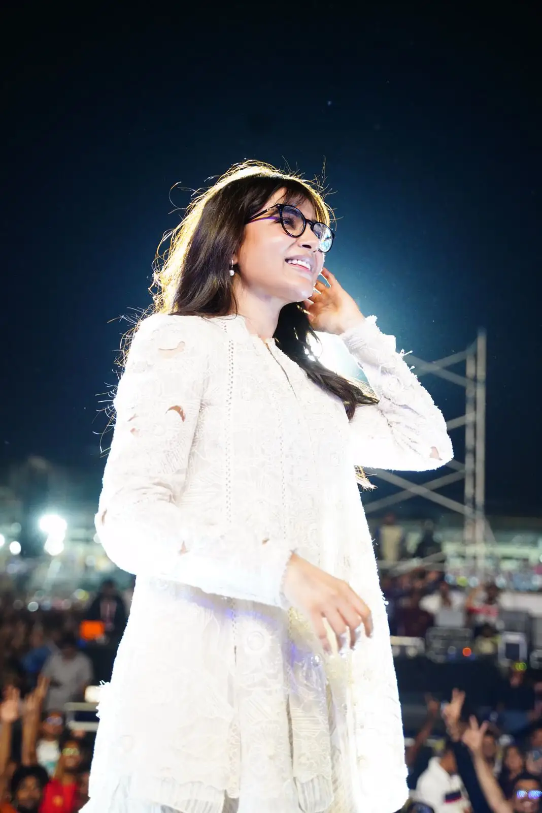 Samantha promotes her Shakunthalam Movie